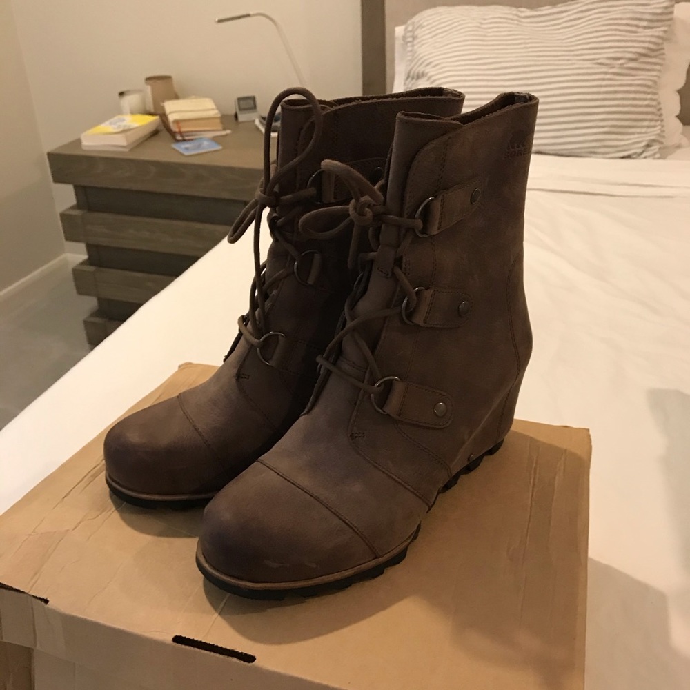 Sorel Joan of Arctic wedge boots